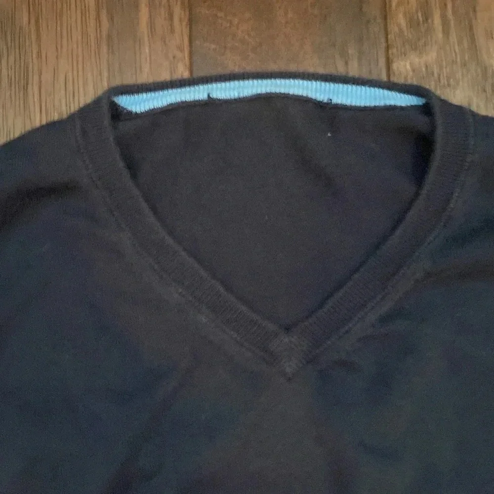 Faconnable navy neck